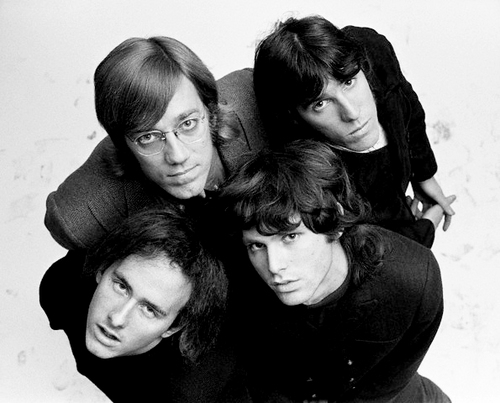 The Doors. Clica en la imagen para escuchar Break on through (to the other side).