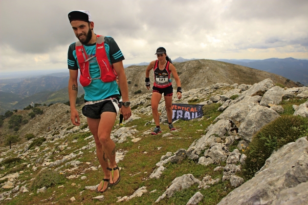 Corredores durante la pasada edición de la Vertical Trail a la Sagra Foto (c) Organización