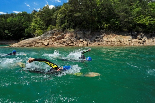 El pantano de La Baells será el escenario de la primera swimrun del país Foto (c) Swimrun La Baells