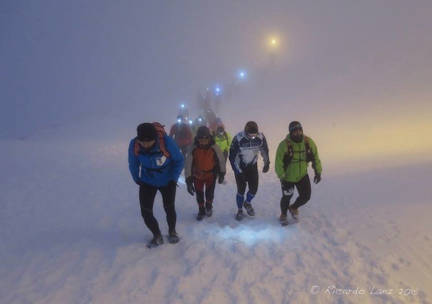 Una de las duras subidas del IV Campeonato de Andalucía de Snow Running. Foto: Ricardo Lanz