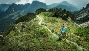 Durante la práctica de cualquier modalidad deportiva, el estrés siempre está presente, pero en la práctica de la carrera de montaña, el riesgo de la actividad genera un estrés mayor en el deportista. Foto: bergzeit.nl