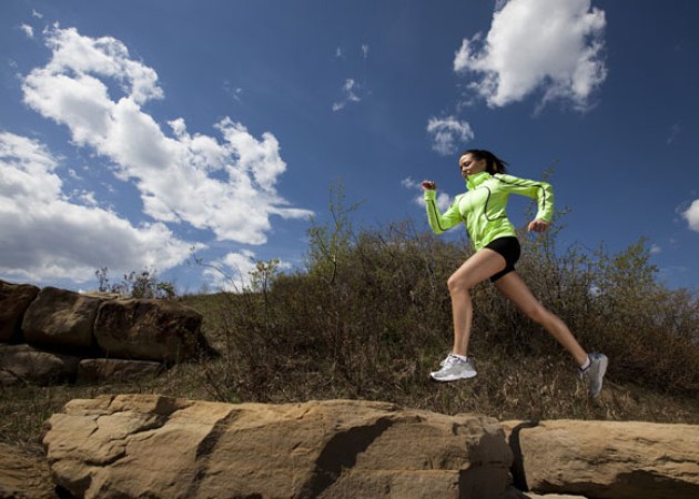 La concentración es fundamental en las carreras por montaña. Foto: womensrunning competitor