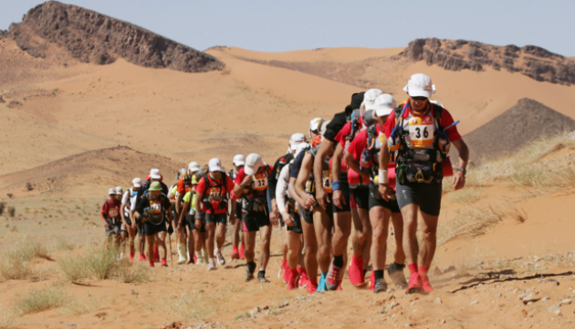 1.200 corredores de todo el mundo competirán en el Marathon des Sables más largo de su historia.  Imagen: darkroom.baltimoresun.com