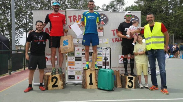 Podio masculino de la carrera de 34km. 