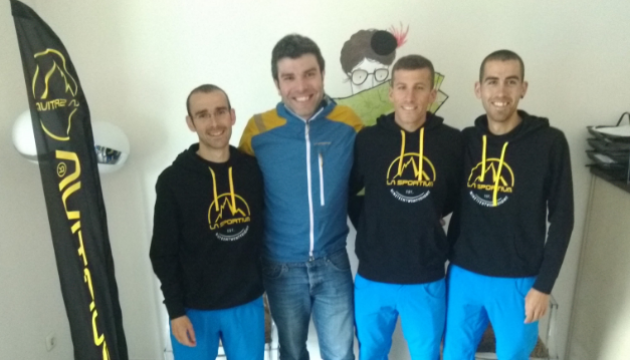 David López Castán, Iker Oleaga, Alfredo Gil y Cristóbal Adell del equipo La Sportiva en Zegama Aizkorri 2015. Imagen: CdM