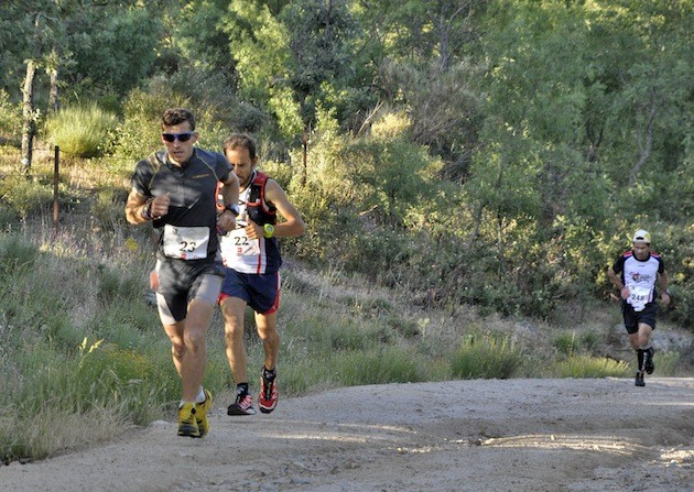 Alfredo Gil, intentando despegarse de sus competidores en los primeros compases del MAM. Foto: Sergio Prieto