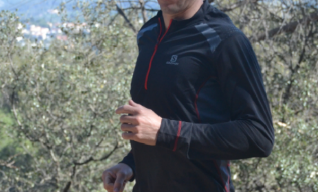 Una prenda para correr muchos kms: la camiseta Ultra Trail de Salomon. Foto:CdM