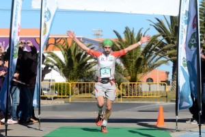 Tòfol Castanyer, ganador de la prueba, entrando a meta. Foto: Organización