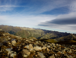 Vista del parque nacional Parque nacional de Aiguas Tortas y San Mauricio desde el Montsant. Foto: Autor