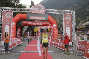 Tom Owens y Laura Orgué ganadores de la SkyRace Comapedrosa del circuito de las Skyrunner® World Series de la ISF