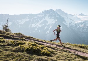 Ruth Croft firma el doblete en la Marathon du Mont Blanc en el regreso de Eli Gordón