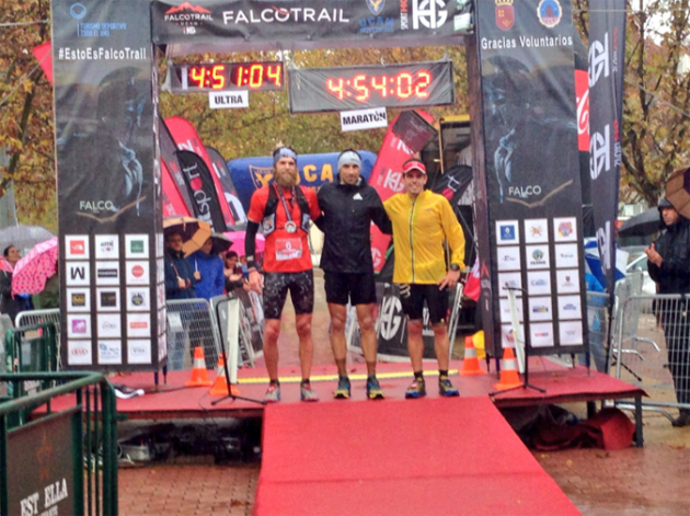 Pau Capell ganador de la maratón UCAM Falcotrail HG después de un error de Luis Alberto Hernando