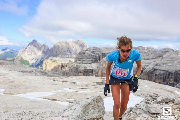 Laura Orgué en plena acción en las Dolomitas Foto (c) Salomon