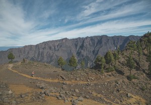 Danilson Pereira y María Zorroza, ganadores en la Maratón de la Transvulcania