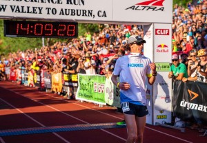 Jim Walmsley pulveriza su propio récord de la Western States