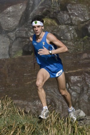 Correr por asfalto para rendir en la montaña